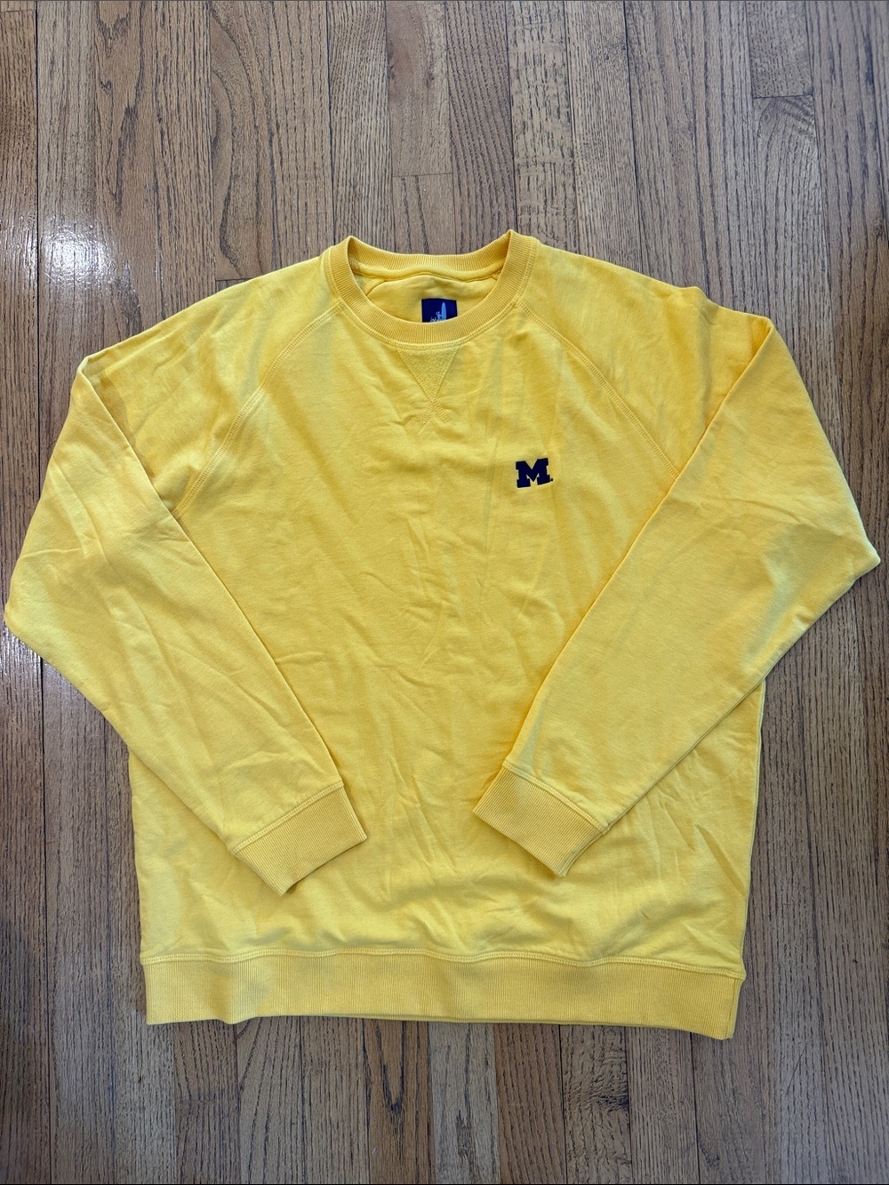 Johnnie-O University of Michigan Maize Blue Crewneck Sweatshirt Size Large